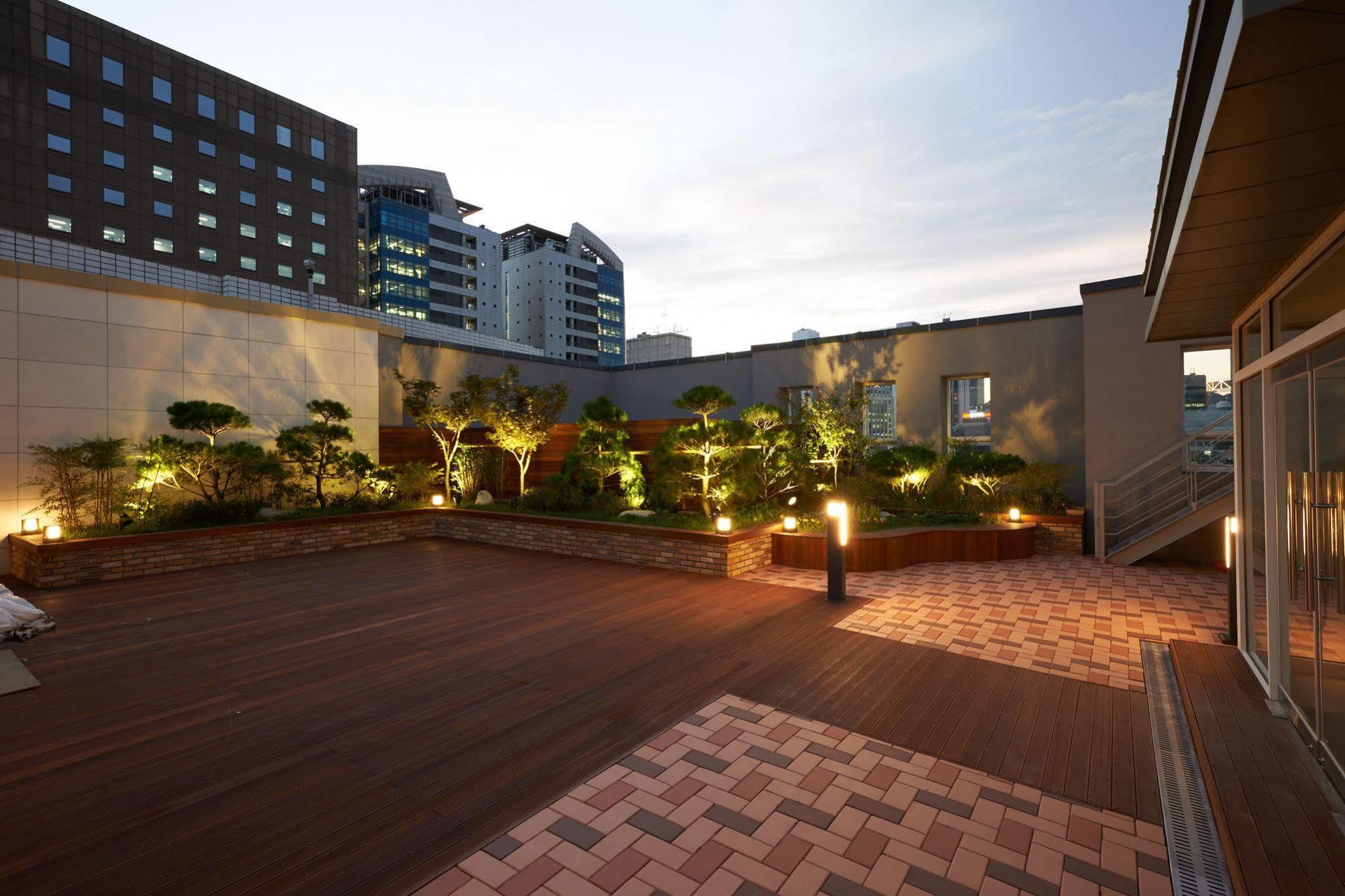 Days Hotel By Wyndham Seoul Myeongdong Seul Exterior foto